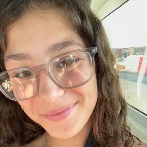 Meet your Posher, Bella